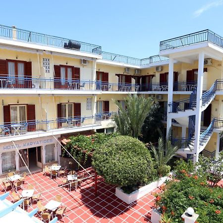 Hotel Karyatides Agia Marina  المظهر الخارجي الصورة
