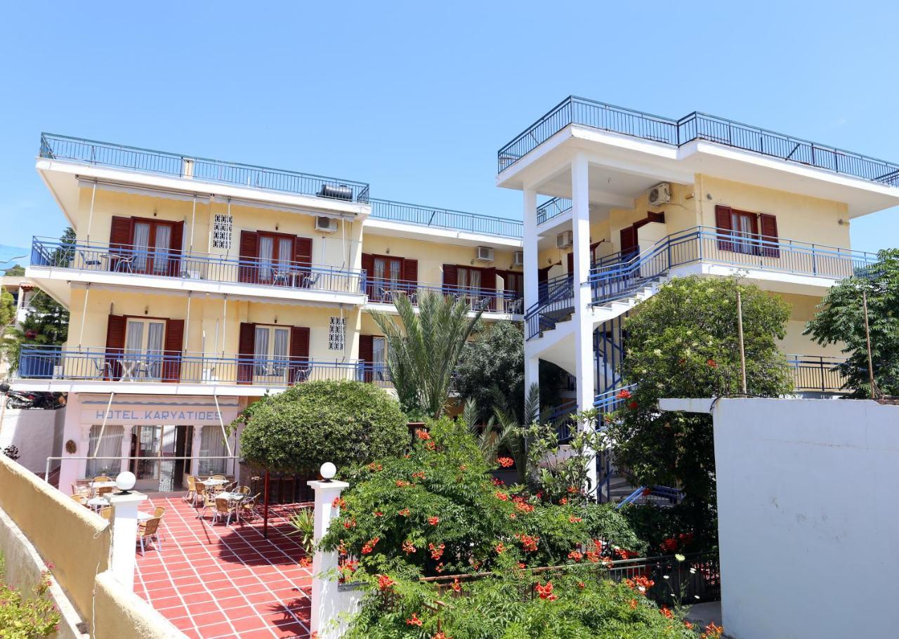 Hotel Karyatides Agia Marina  المظهر الخارجي الصورة